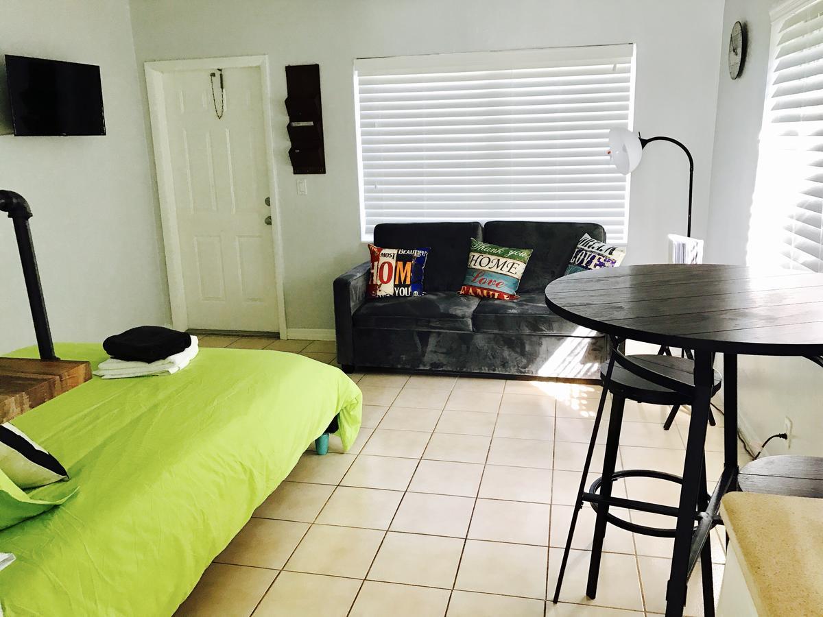 Petrina Studios Apartments By Sb Rental Properties Pompano Beach Esterno foto
